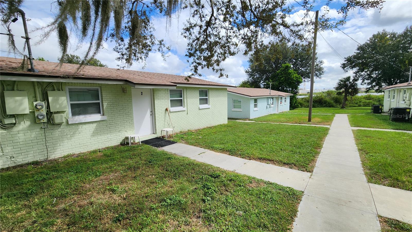 107 E NORTHSIDE DRIVE