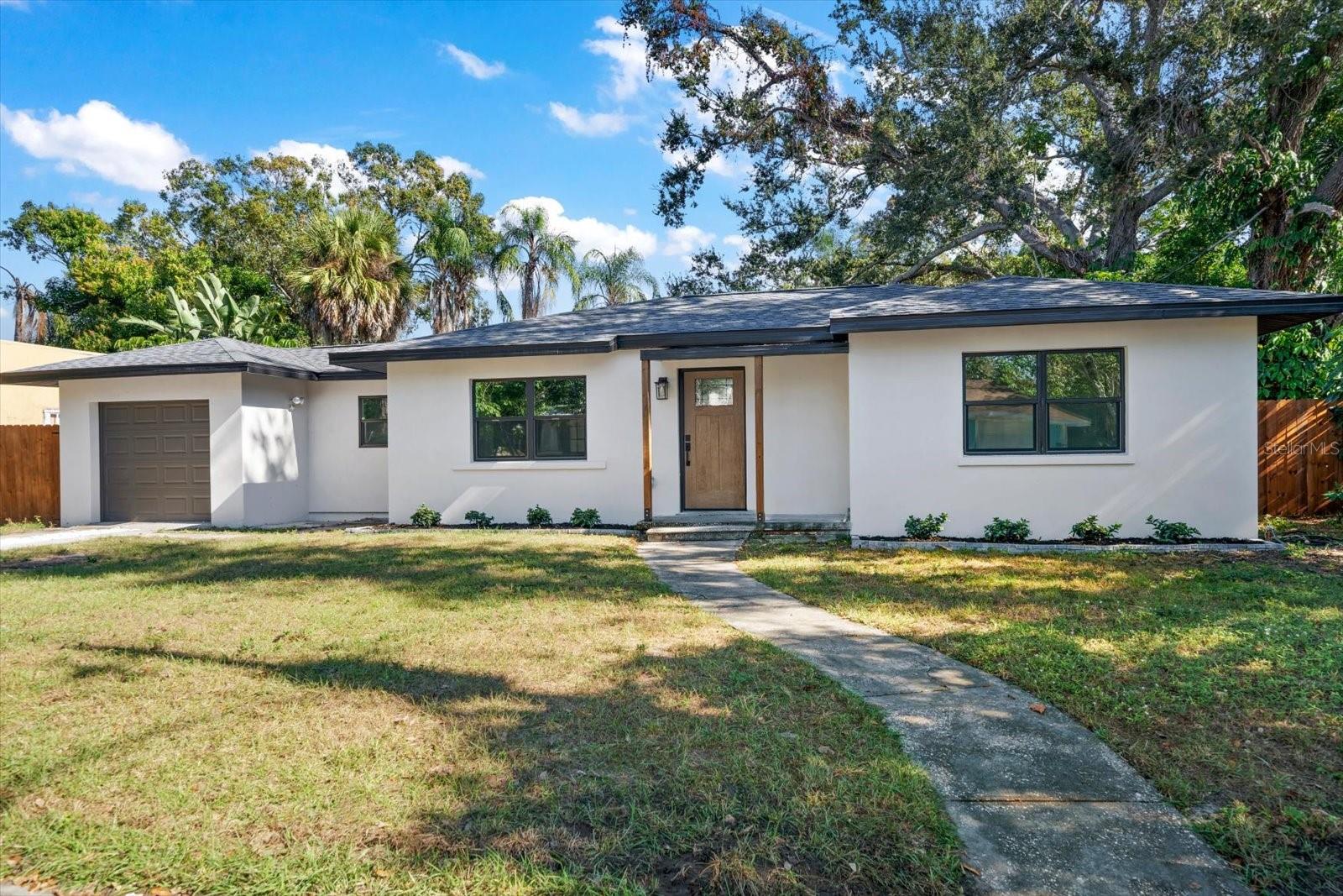 SUNSET TERRACE - Residential