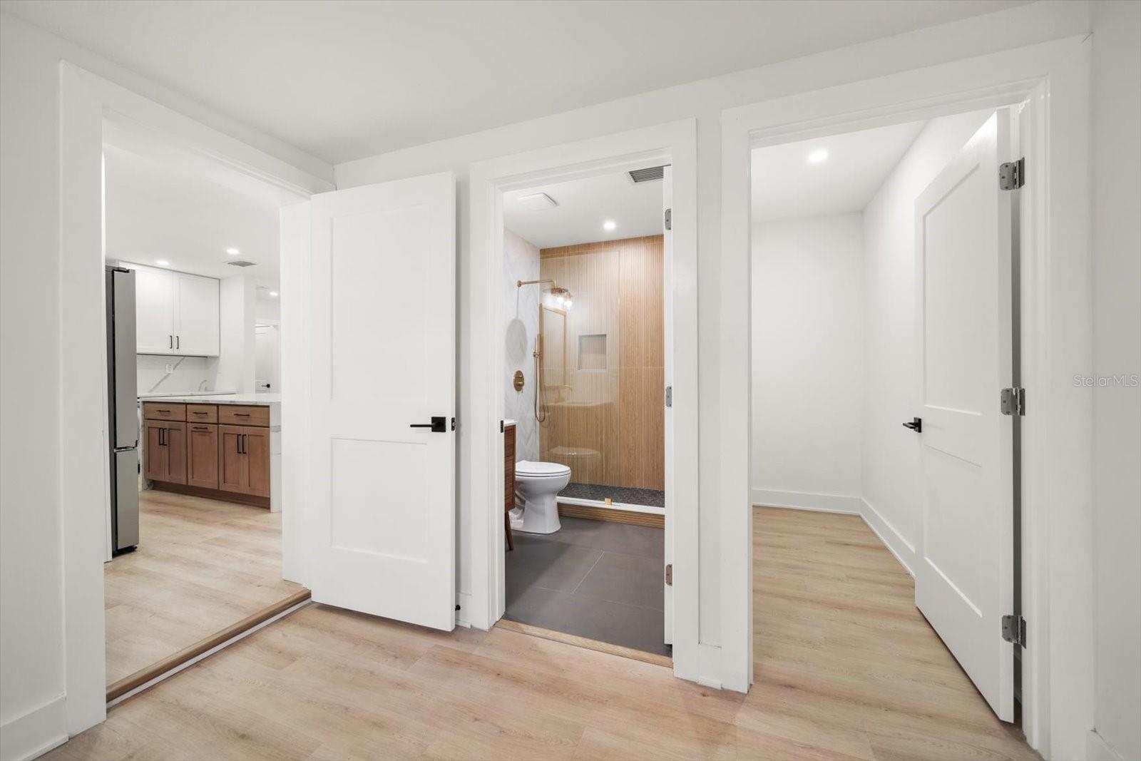 SUNSET TERRACE - Residential