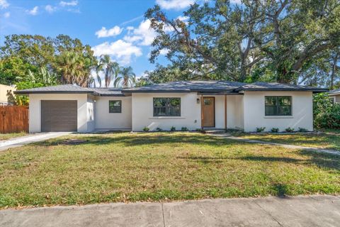 Photo of 315 31st Street W, Bradenton, FL 34205 (MLS # TB8460301)