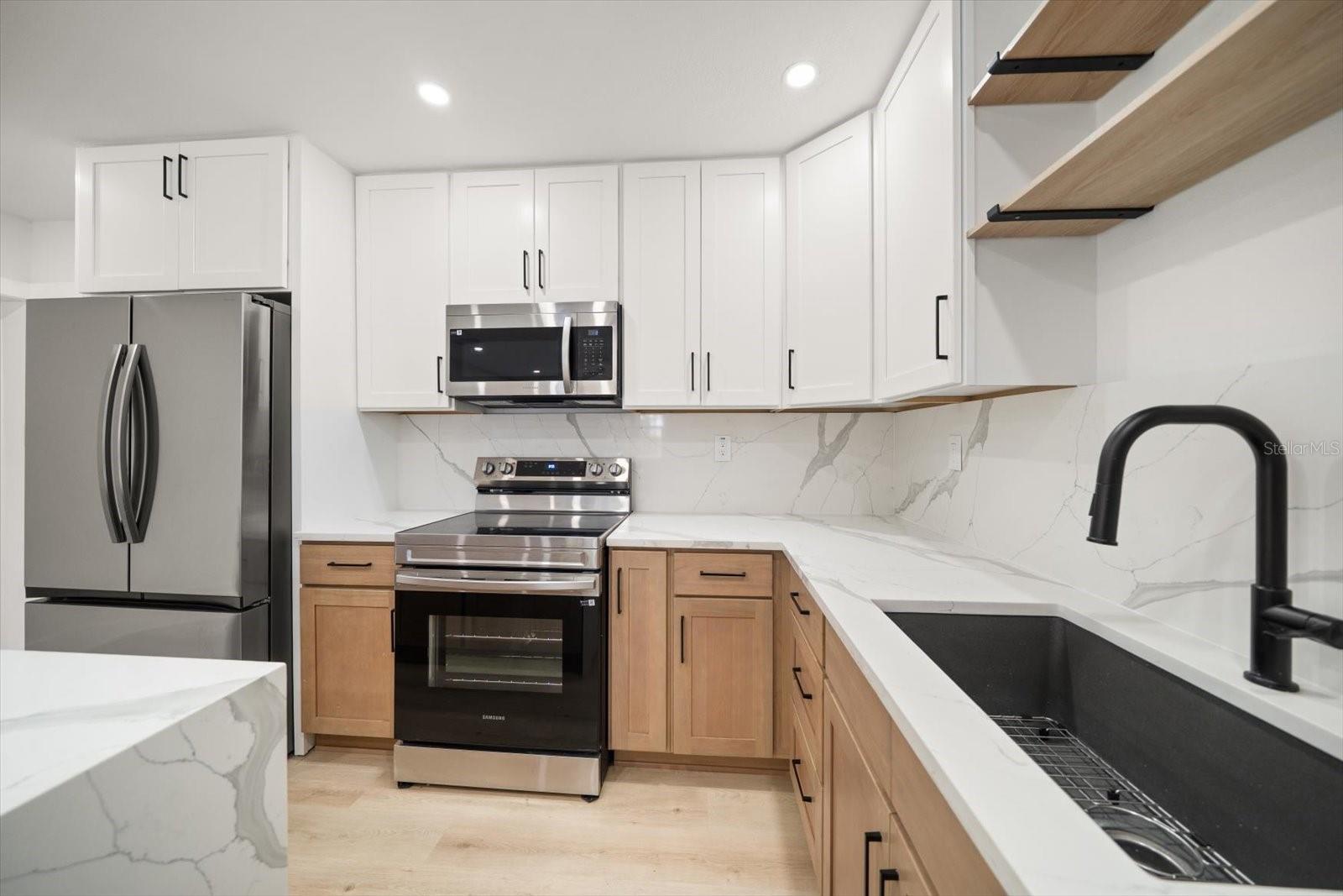 SUNSET TERRACE - Residential