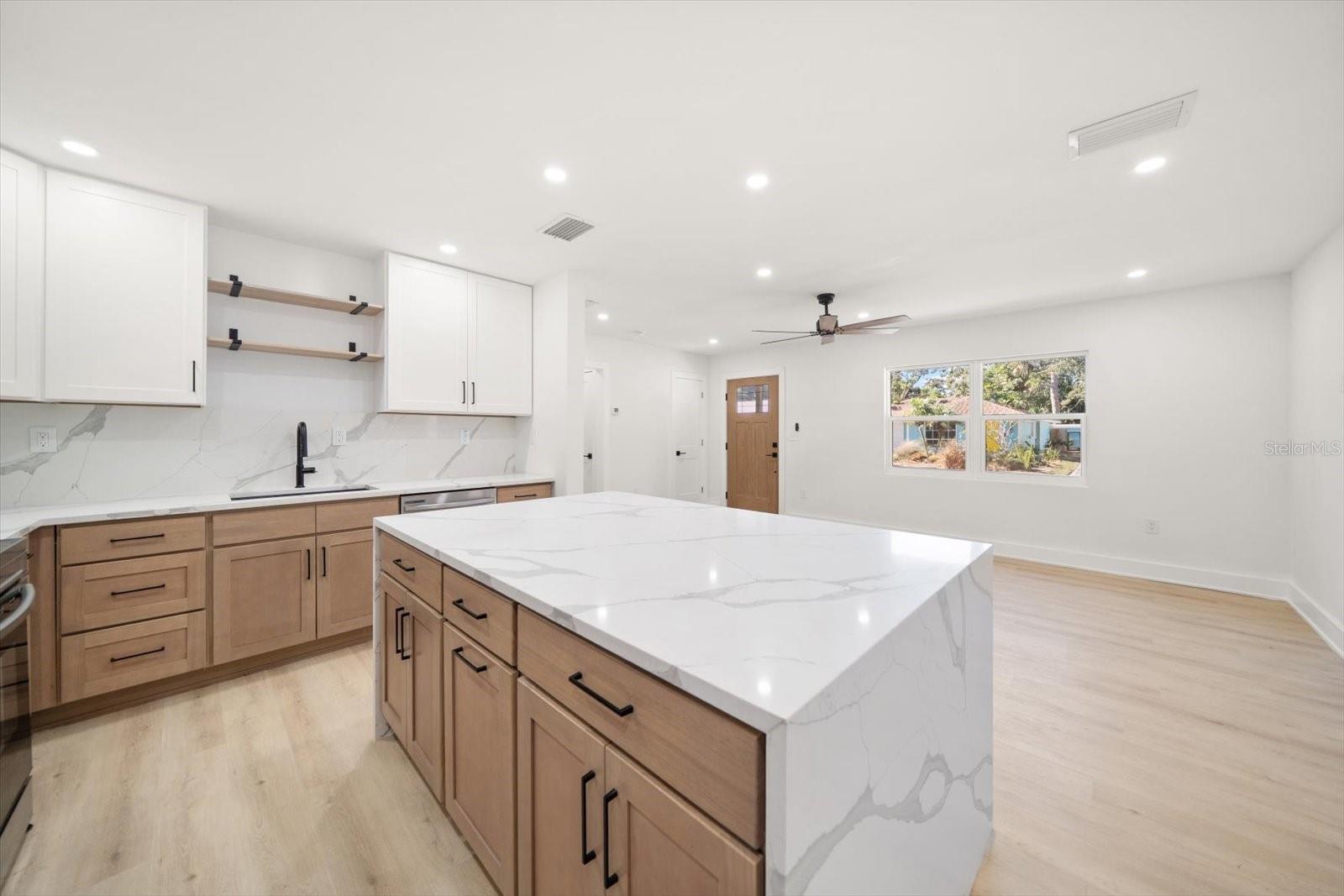 SUNSET TERRACE - Residential