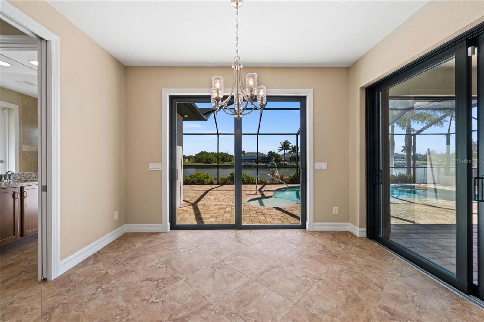 CHARLOTTE SEC 93 - Residential