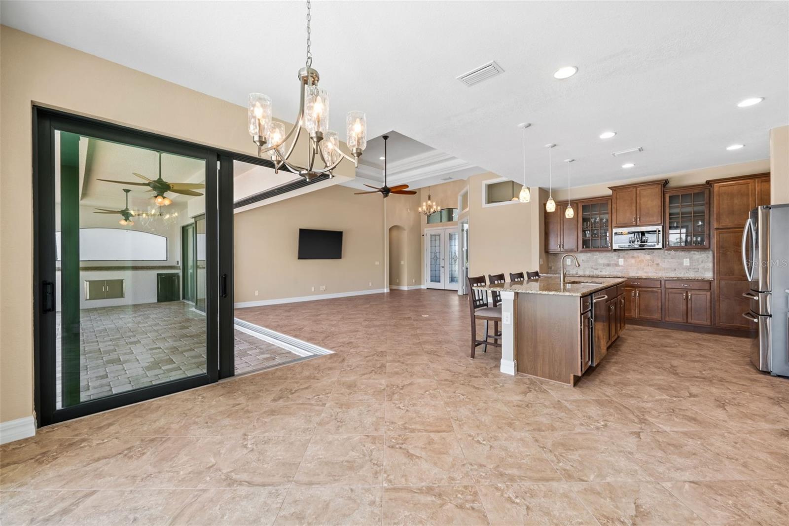 CHARLOTTE SEC 93 - Residential