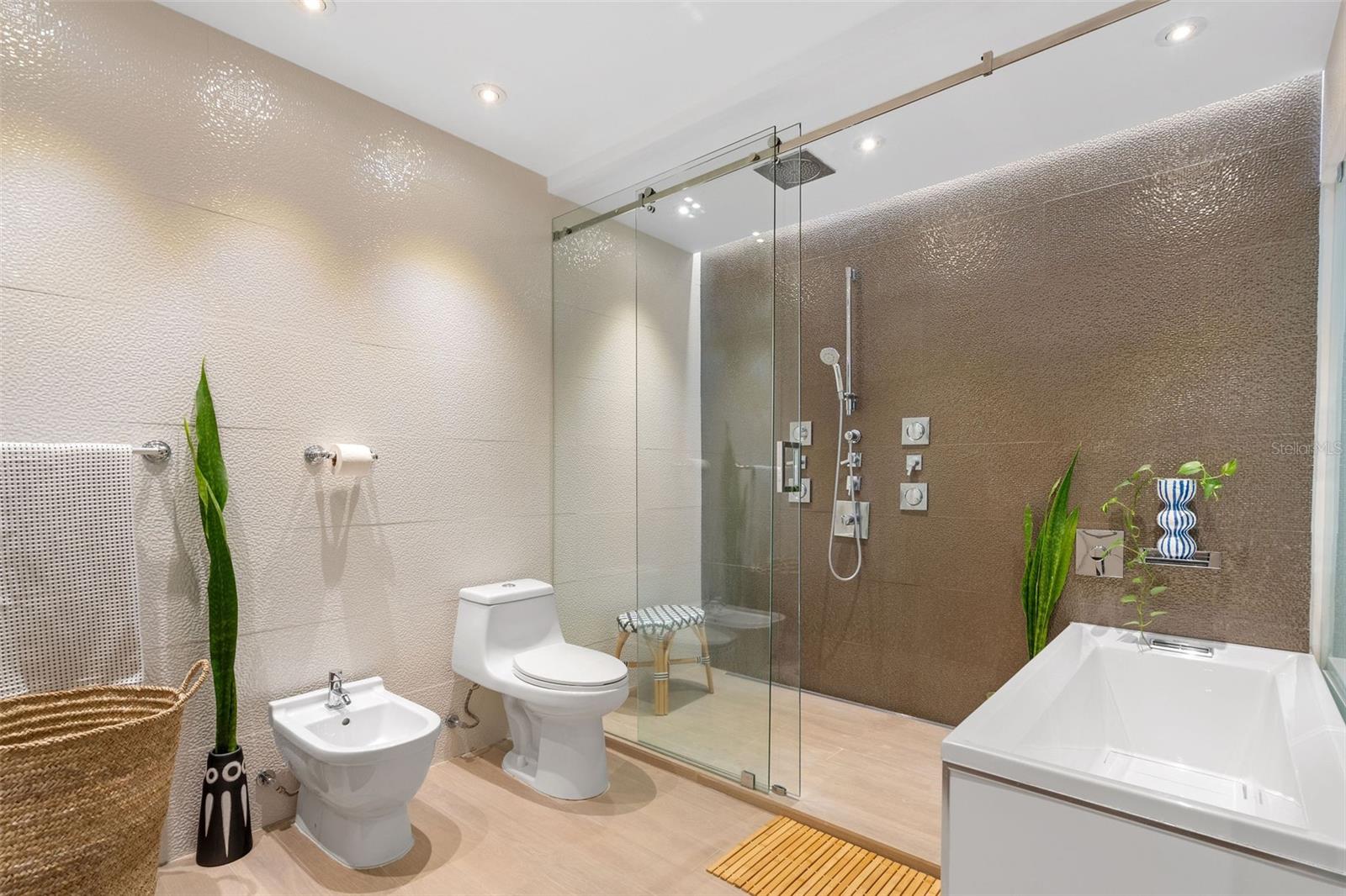 ACQUAMARINA - Residential