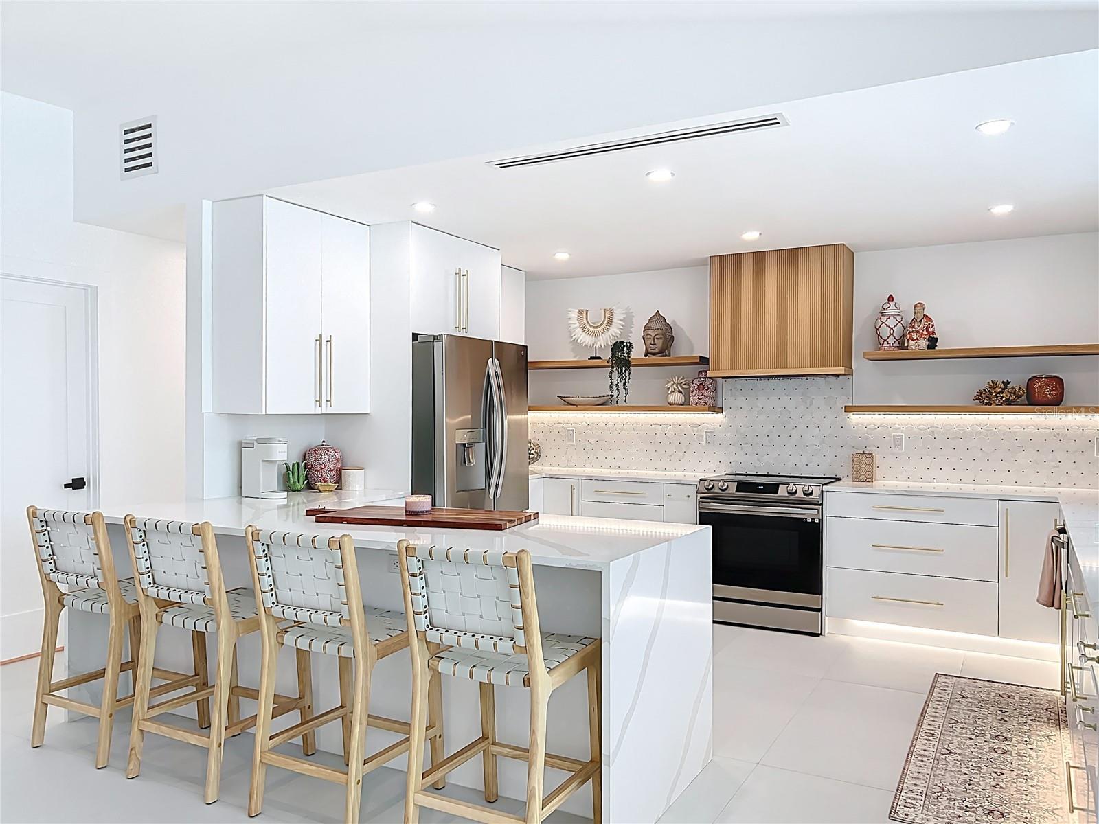 SOUTH GATE - Residential