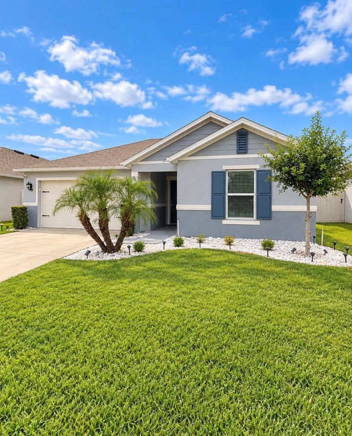 Photo 1 of 22 — 5015 RIVERSIDE WAY, ST CLOUD, FL 34771