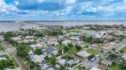 A home in PUNTA GORDA