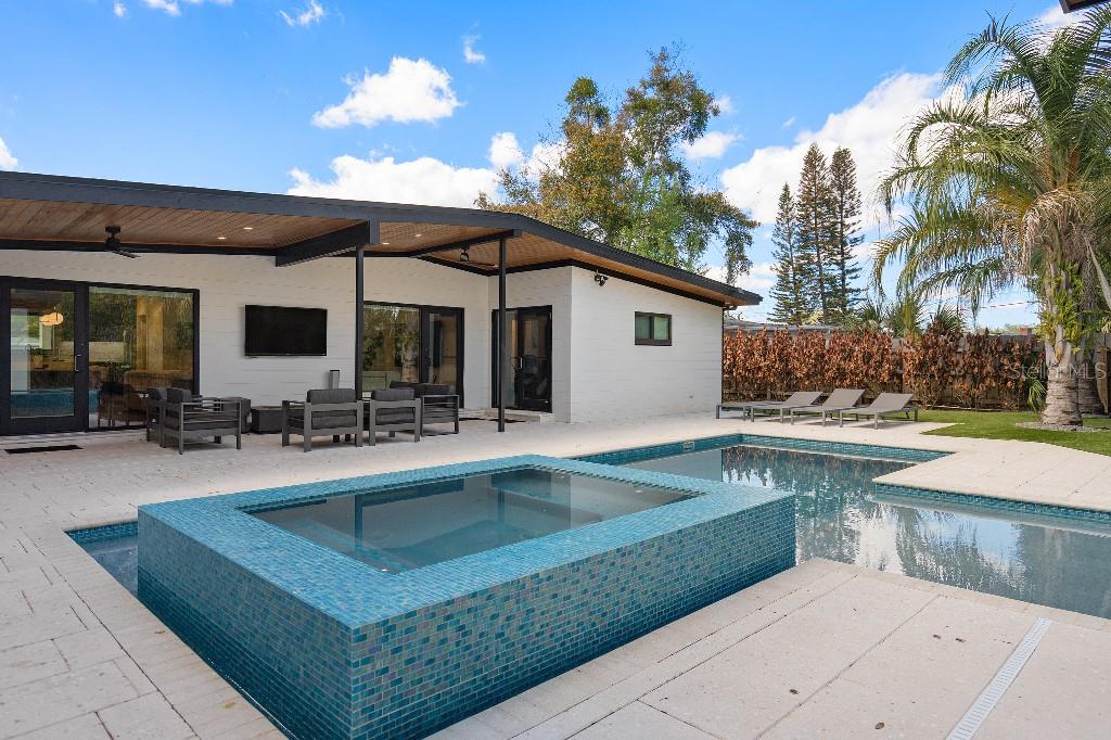 PALOMAR - Residential