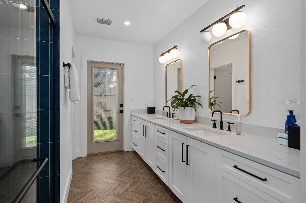 PALOMAR - Residential