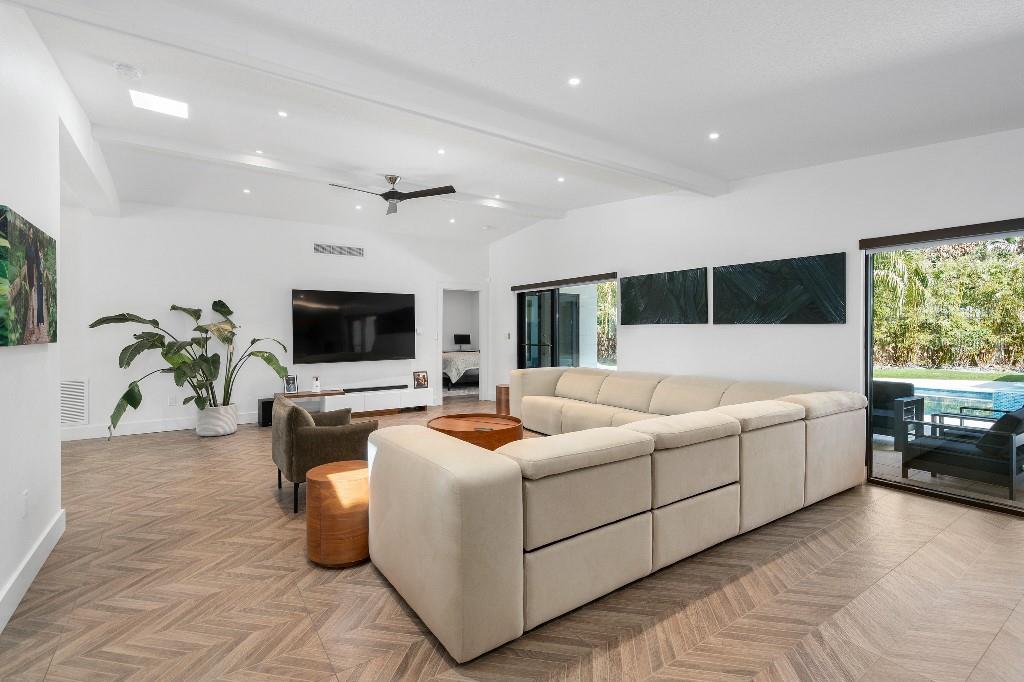 PALOMAR - Residential