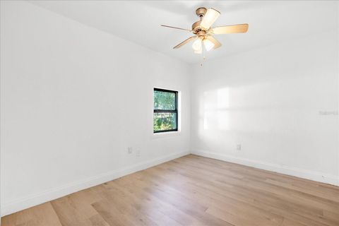 Tiny photo for 2713 Berdetta Street, Leesburg, FL 34748 (MLS # O6387281)