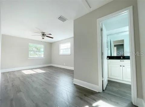 2506 PARADISE CIRCLE
