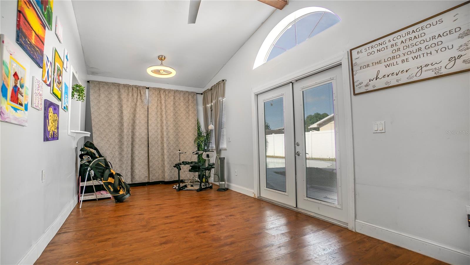 PEPPERTREE SECOND ADD - Residential Lease