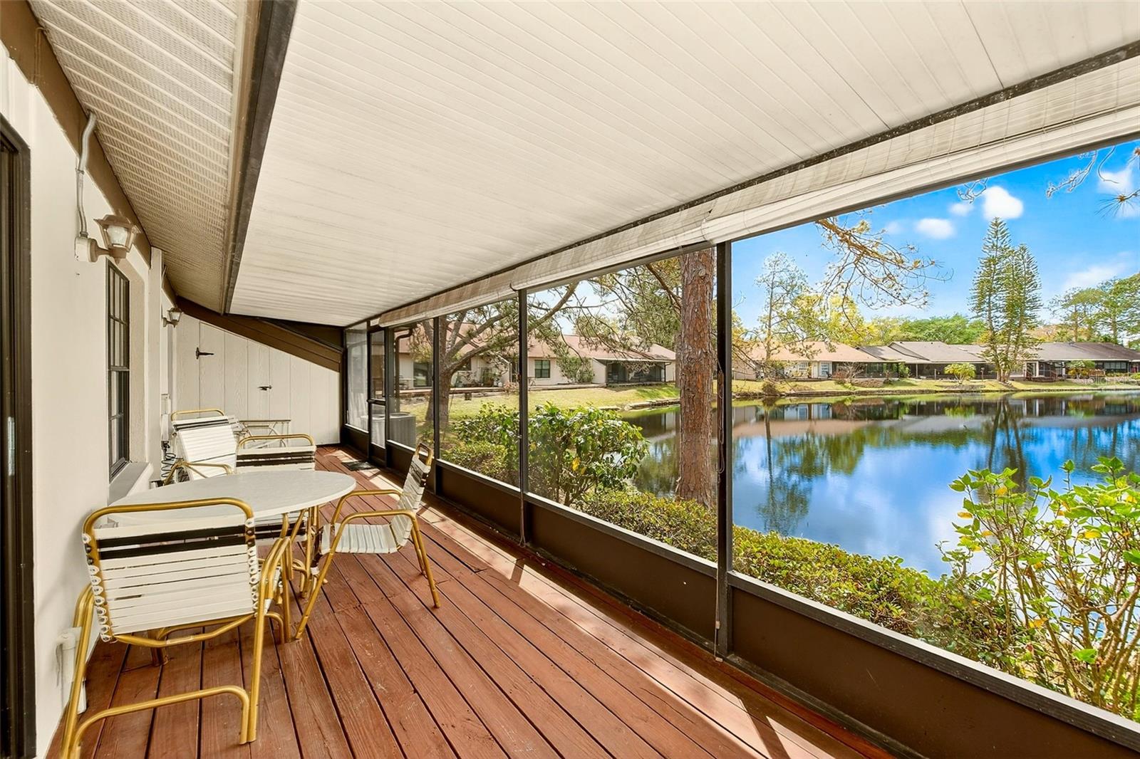 CARROLLWOOD SPRGS CLUSTER HMS - Residential