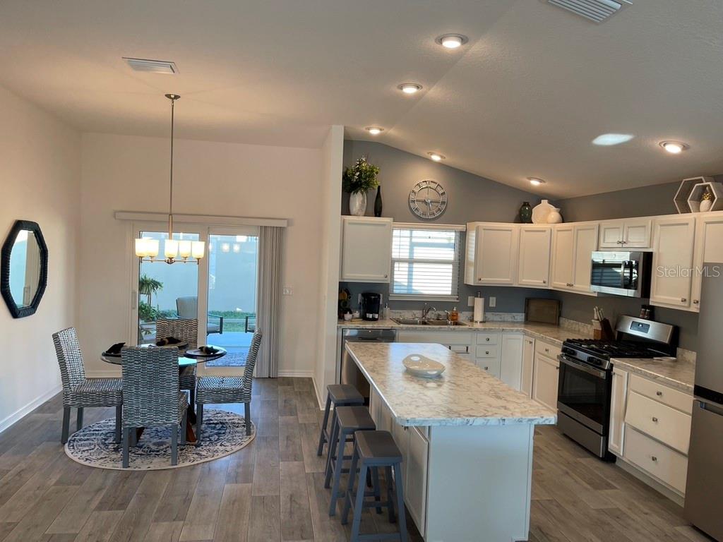 VILLAGES/SOUTHERN OAKS UN #74 - Residential Lease