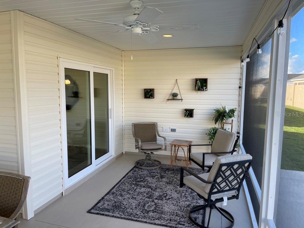 VILLAGES/SOUTHERN OAKS UN #74 - Residential Lease