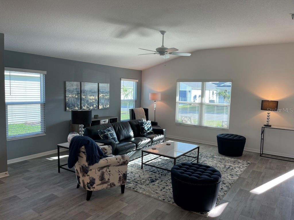 VILLAGES/SOUTHERN OAKS UN #74 - Residential Lease