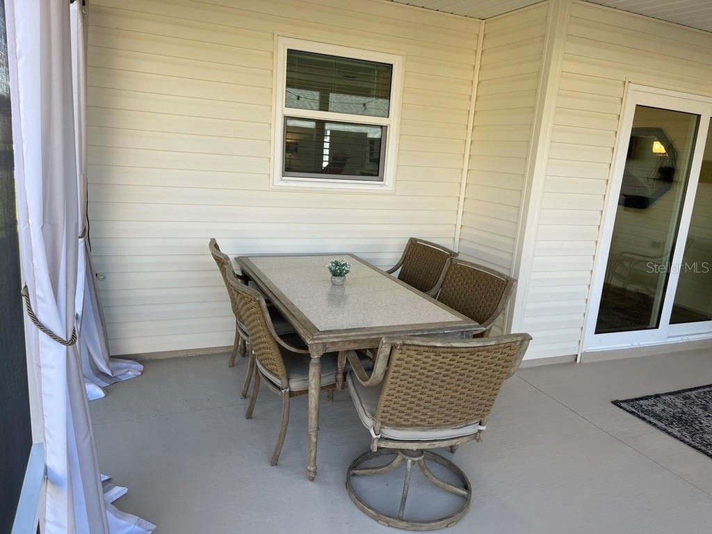 VILLAGES/SOUTHERN OAKS UN #74 - Residential Lease