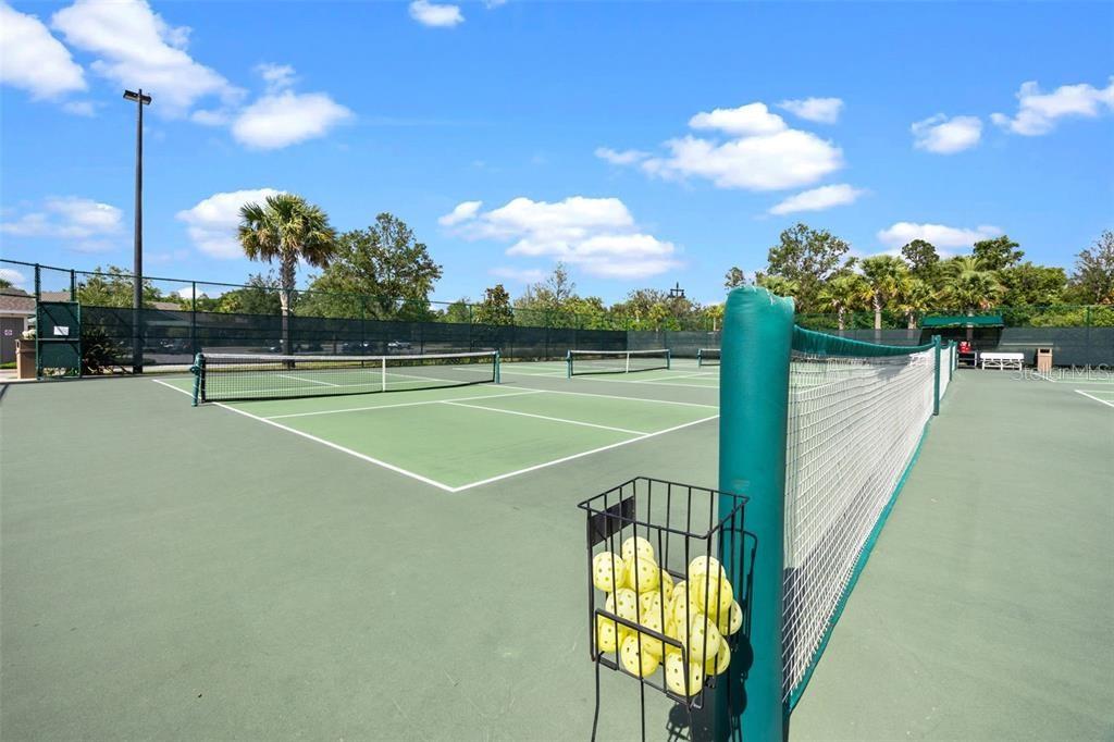 VILLAGES/SOUTHERN OAKS UN #74 - Residential Lease