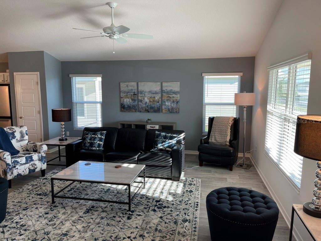 VILLAGES/SOUTHERN OAKS UN #74 - Residential Lease