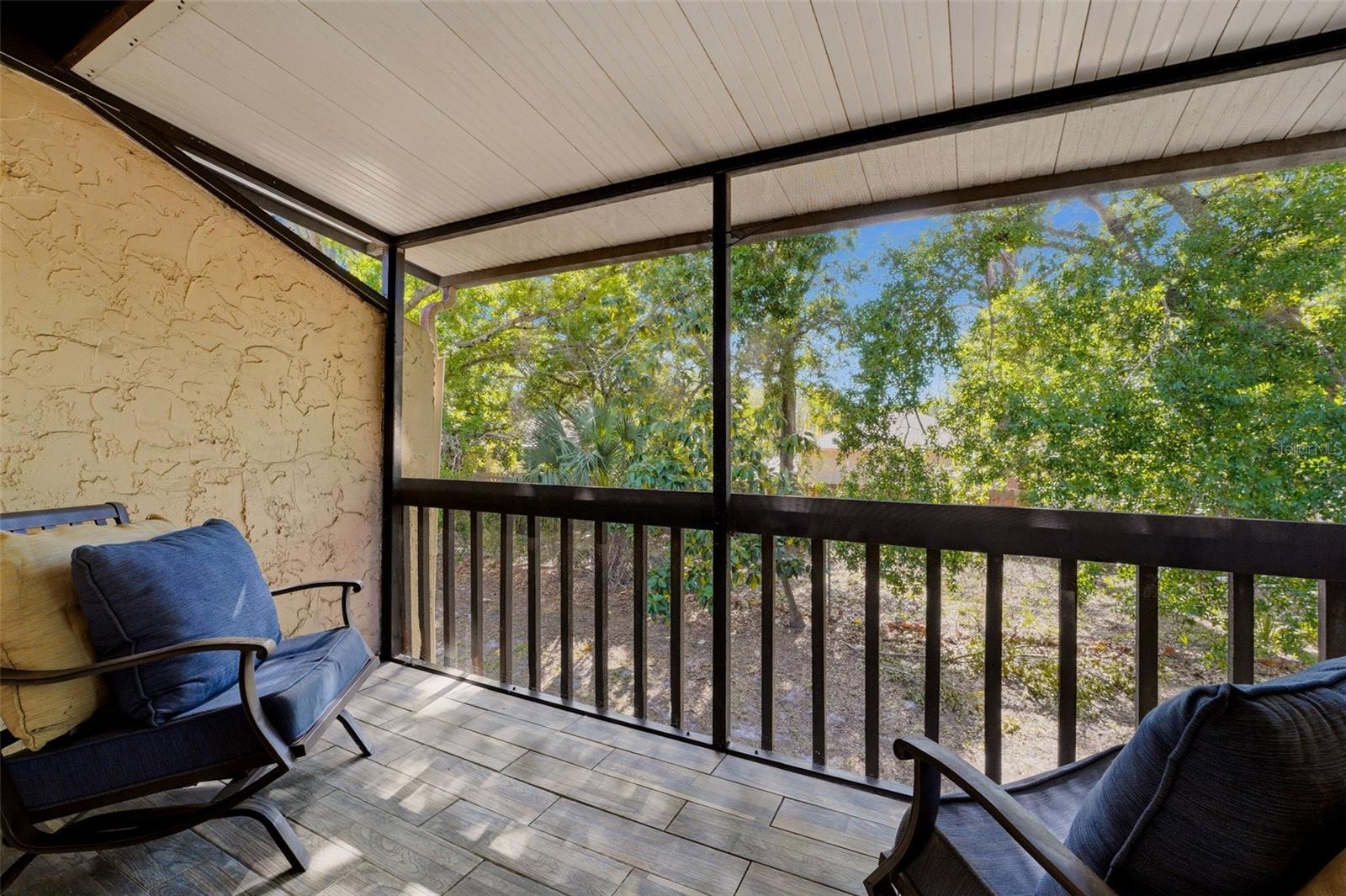 HIDDEN LAKE VILLAGE - Residential