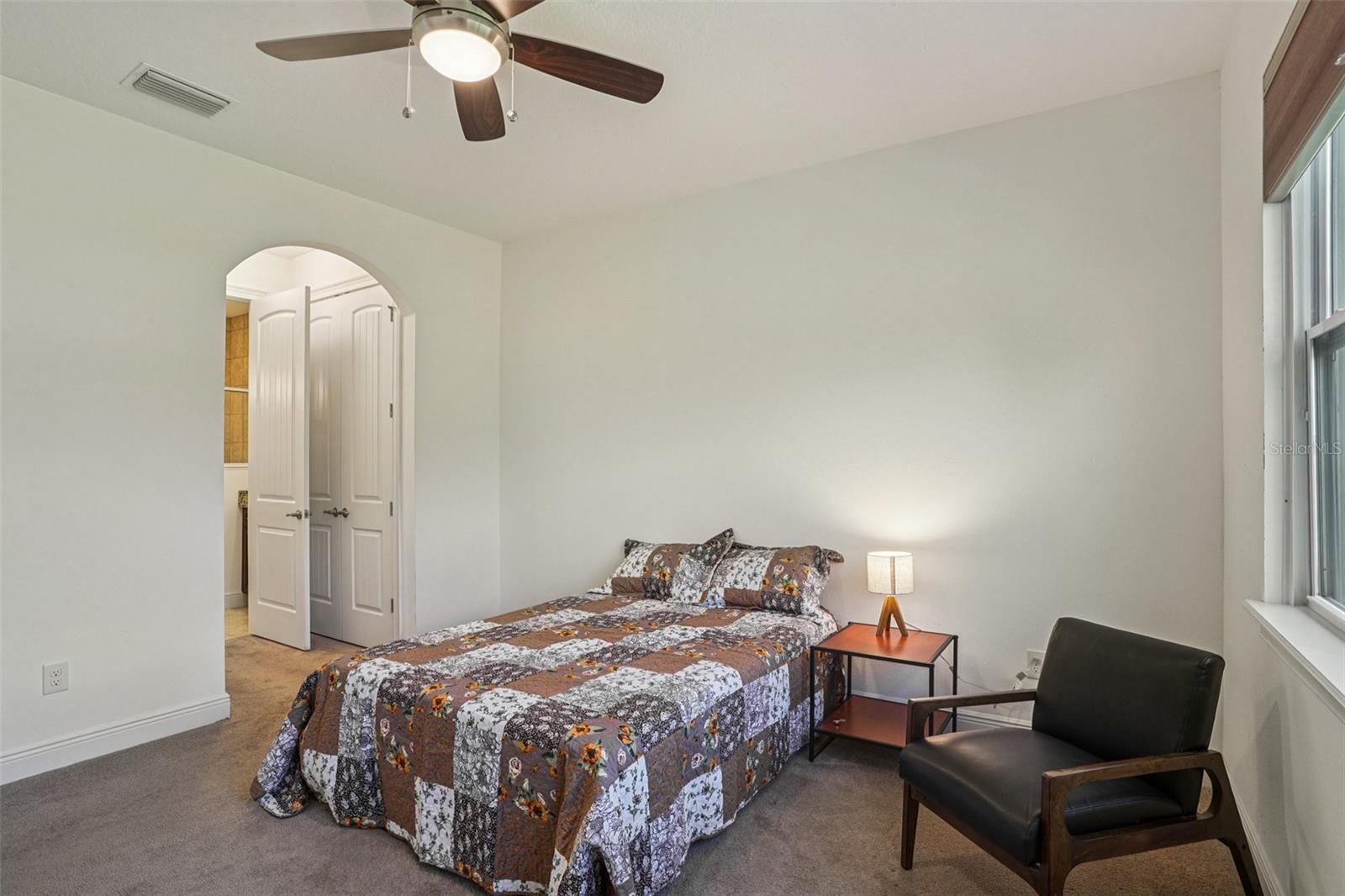 HOWEY PALM GARDENS - Residential