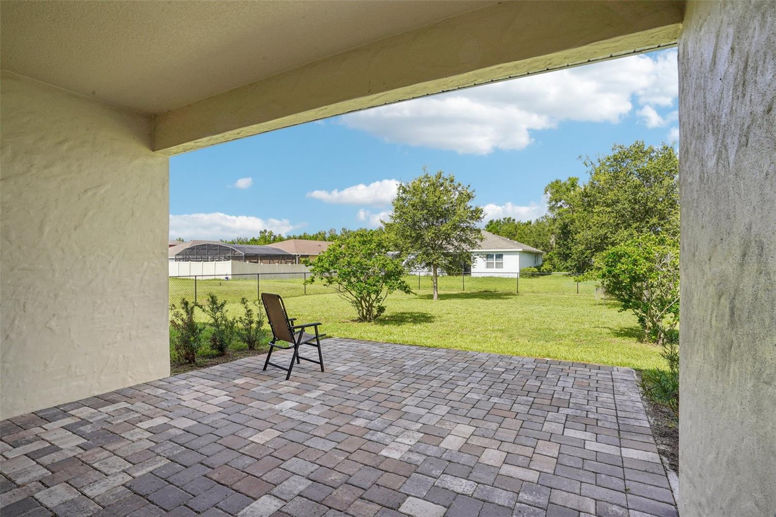 HOWEY PALM GARDENS - Residential