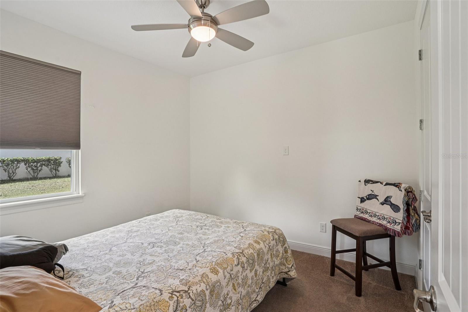 HOWEY PALM GARDENS - Residential