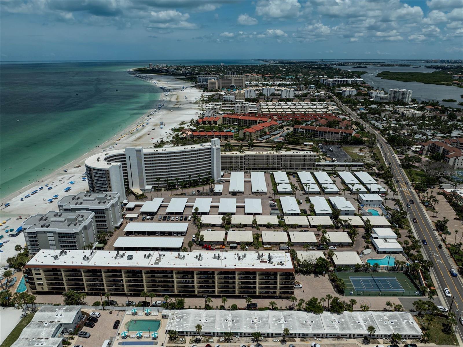 CRESCENT ARMS - Residential