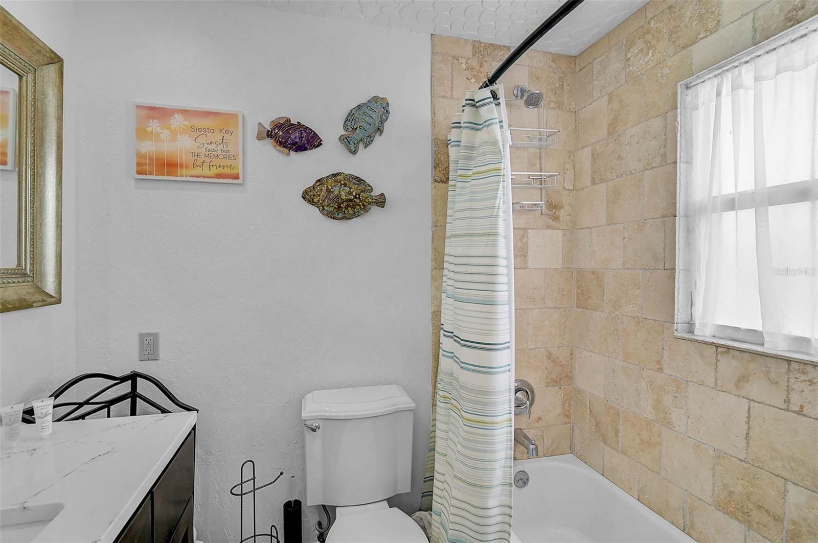 CRESCENT ARMS - Residential