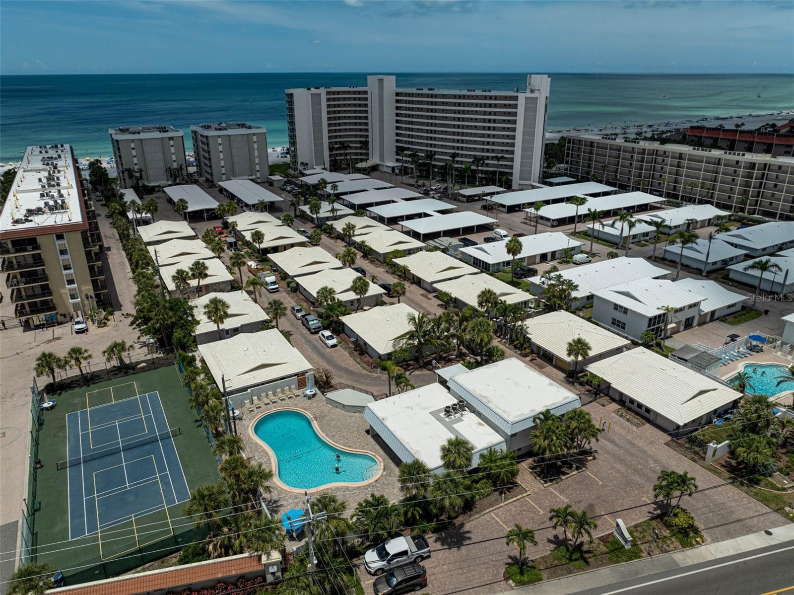 CRESCENT ARMS - Residential