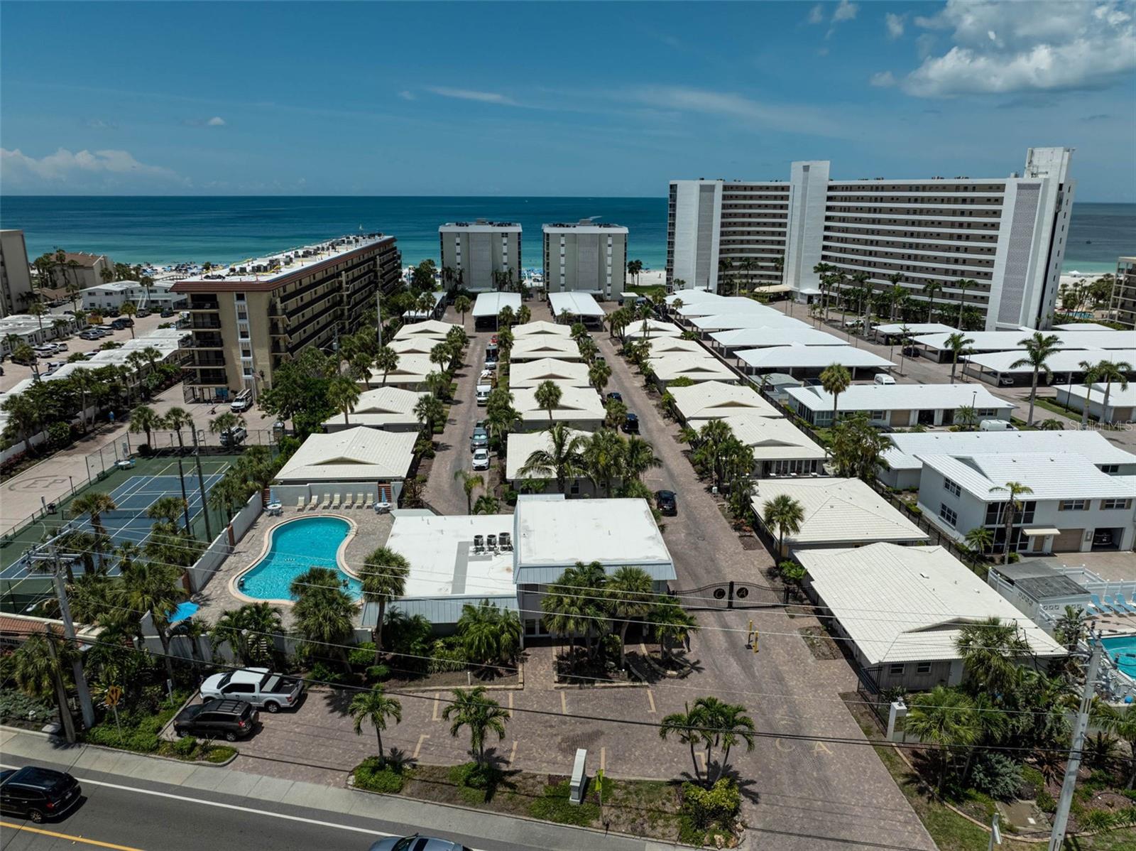 CRESCENT ARMS - Residential