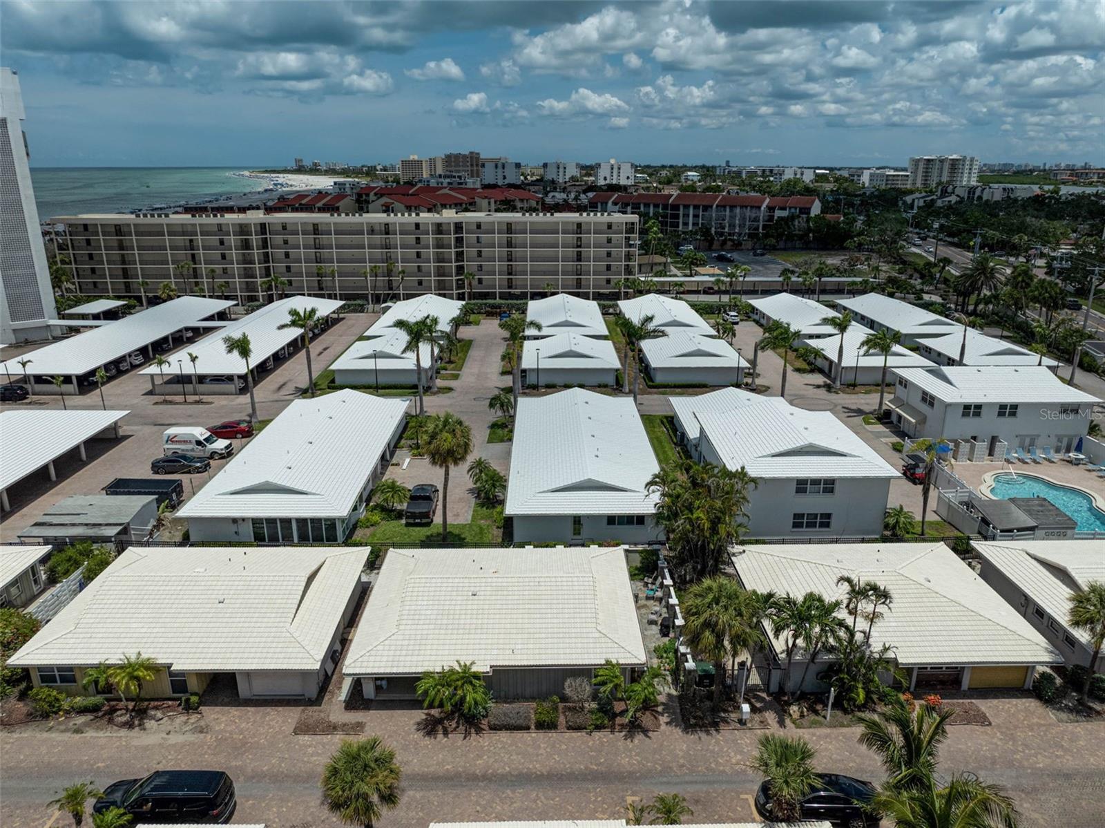 CRESCENT ARMS - Residential