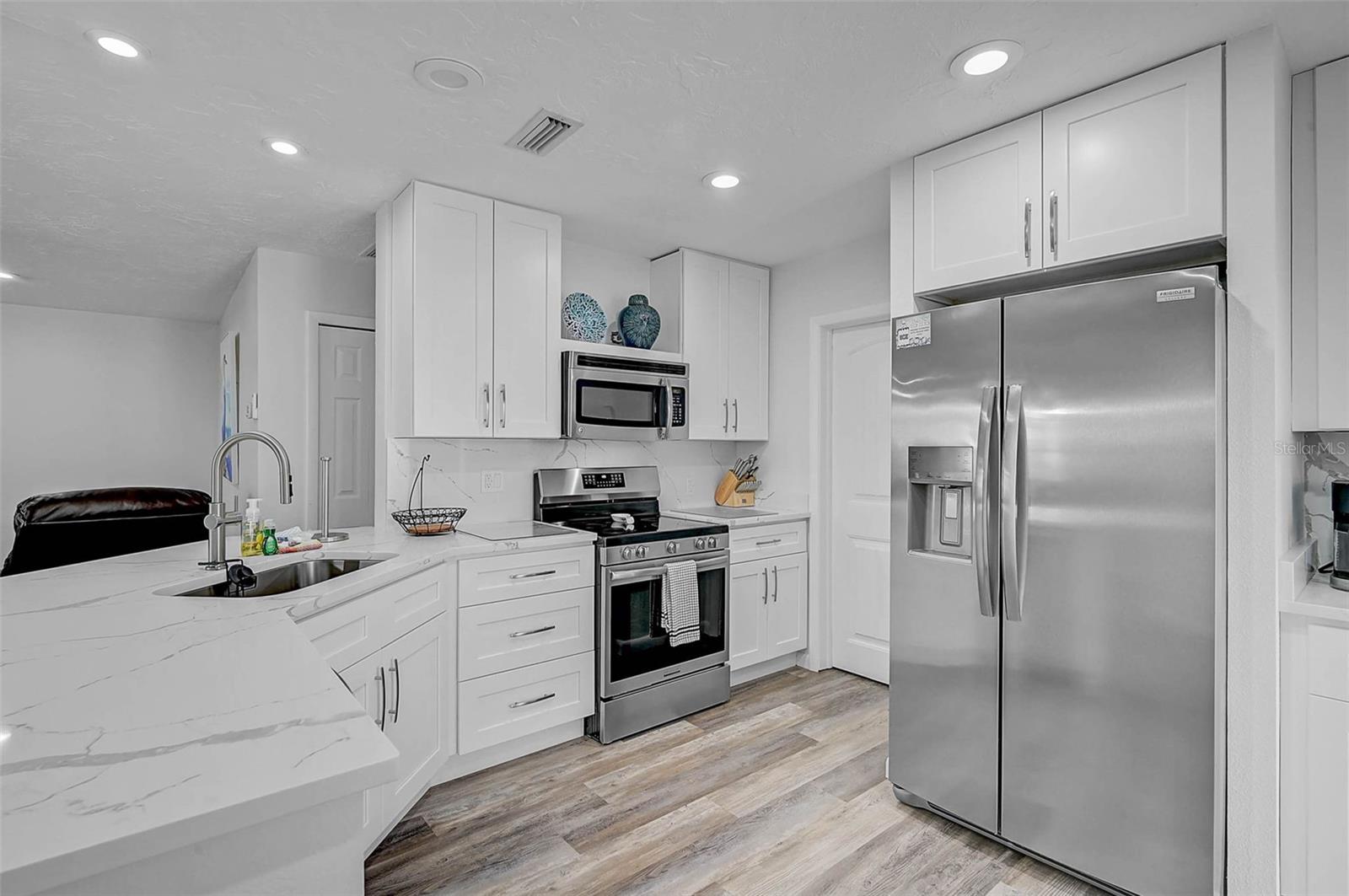 CRESCENT ARMS - Residential