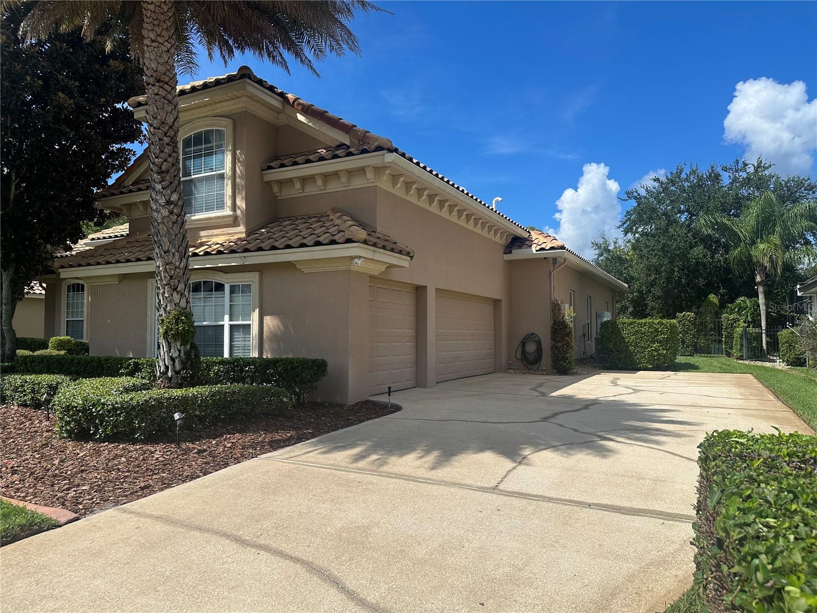 5119 KEENELAND CIRCLE