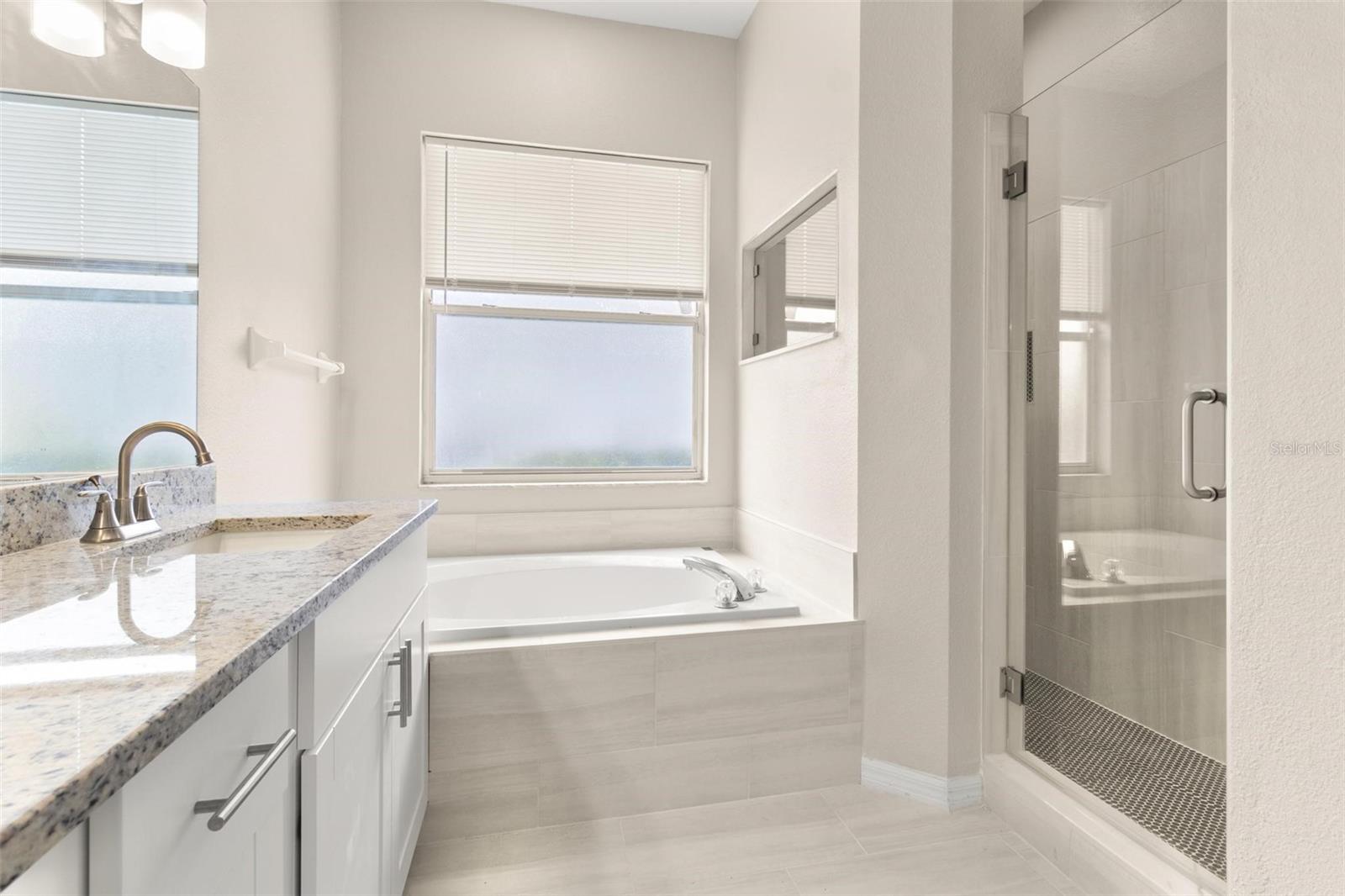 BLOOMINGDALE VILLAGE PH I SUB - Residential