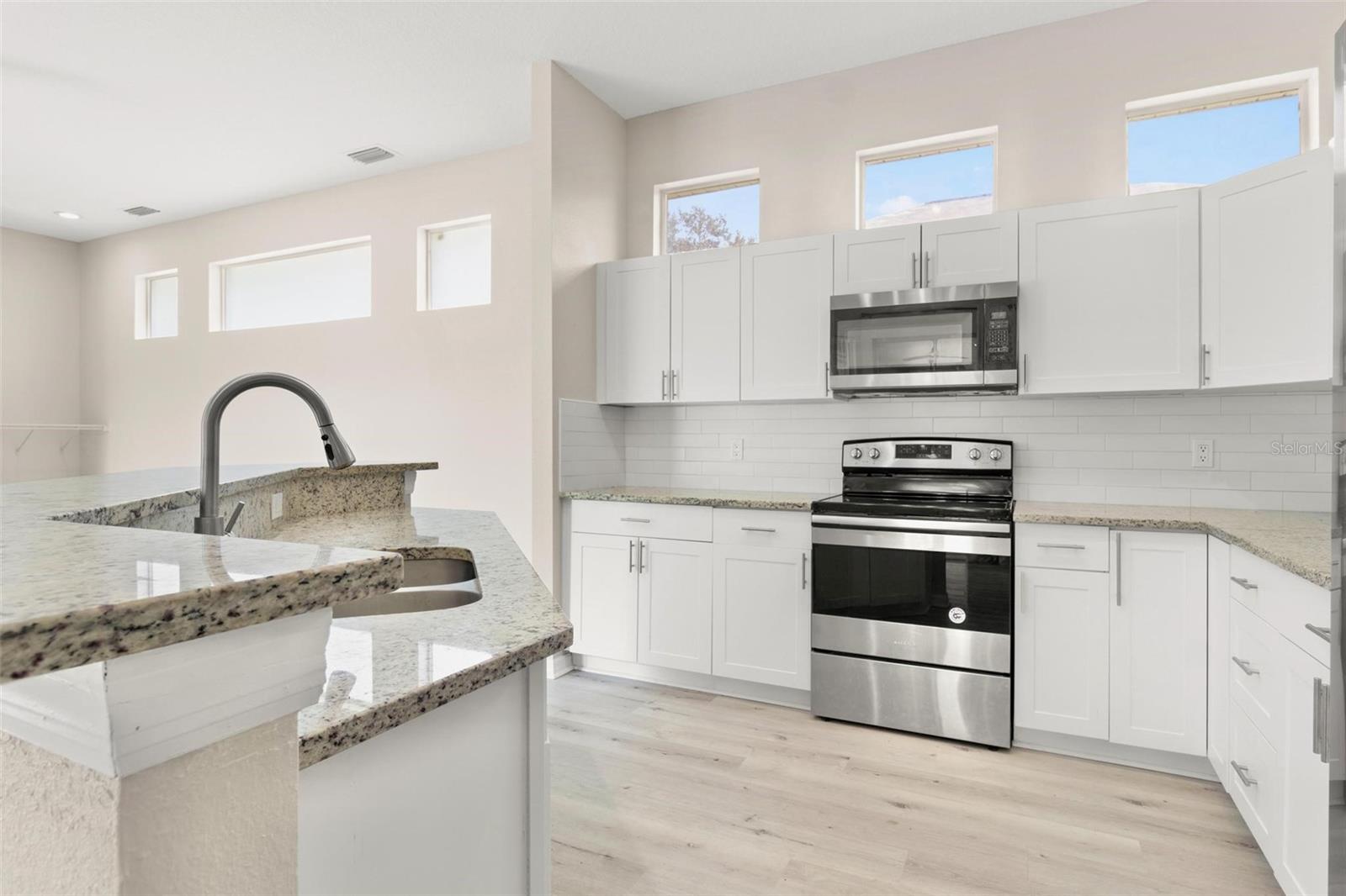 BLOOMINGDALE VILLAGE PH I SUB - Residential