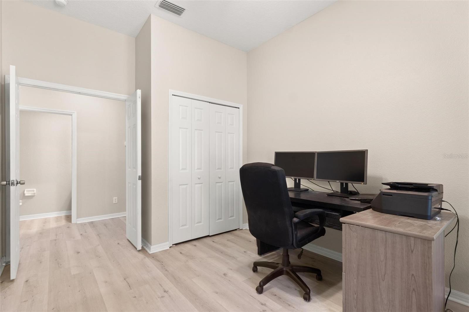 BLOOMINGDALE VILLAGE PH I SUB - Residential