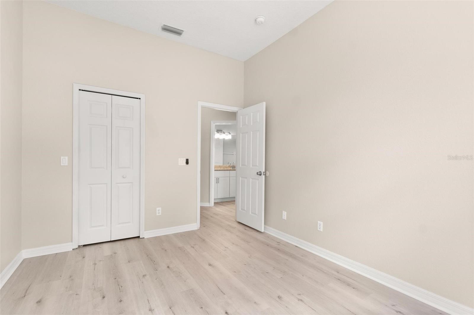 BLOOMINGDALE VILLAGE PH I SUB - Residential