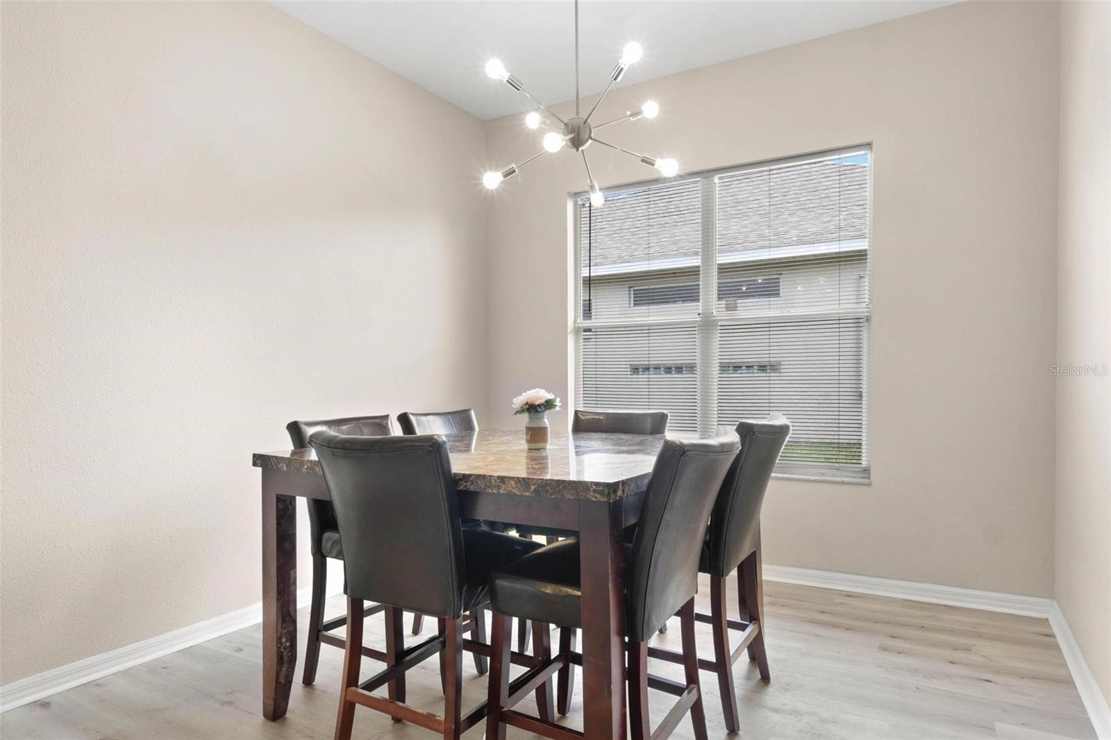 BLOOMINGDALE VILLAGE PH I SUB - Residential