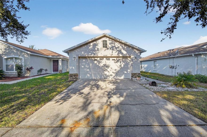 Welcome to this charming 3-bedroom, 2-bath home located on a quiet cul-de-sac in the desirable Asbel Creek community of Land O’ Lakes! This single-story home features a spacious split floor plan with vaulted ceilings and plenty of natural light. The open concept living and dining area seamlessly flows into the kitchen, which offers a breakfast bar and an informal dining space overlooking the backyard.
The primary suite includes a walk-in closet. Two additional bedrooms and a full bath are perfectly situated for family or guests. Step outside to a concrete patio with no rear neighbors, providing privacy and tranquility.
Conveniently located near the Suncoast Parkway, shopping, dining, and schools. Low HOA fees and No CDD! Don’t miss the opportunity to make this beautiful home yours today!