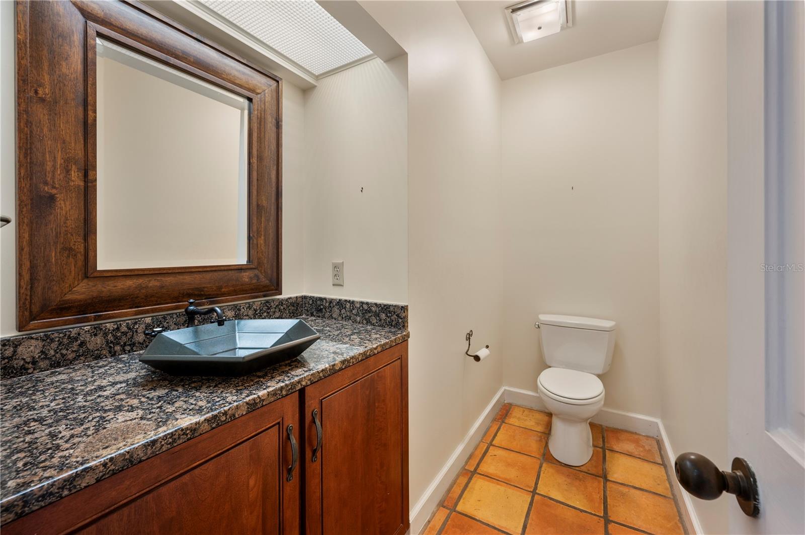 DIXIELAND REV - Residential