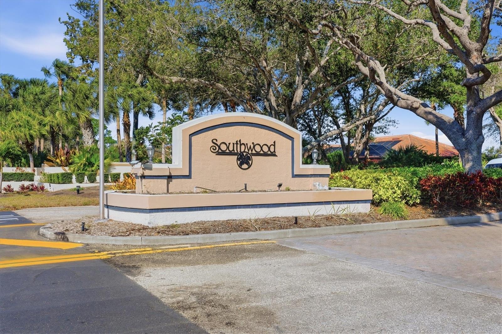 STONECASTLE AT SOUTHWOOD - Residential