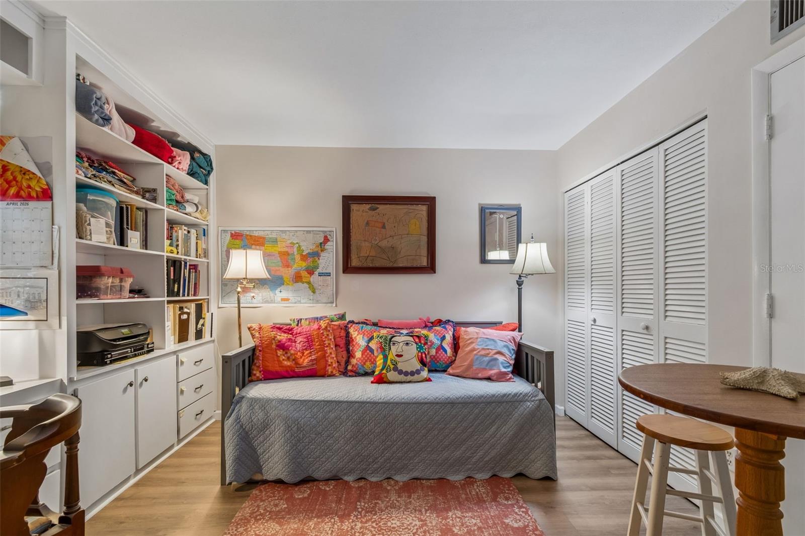 DOUGLAS ARMS - Residential