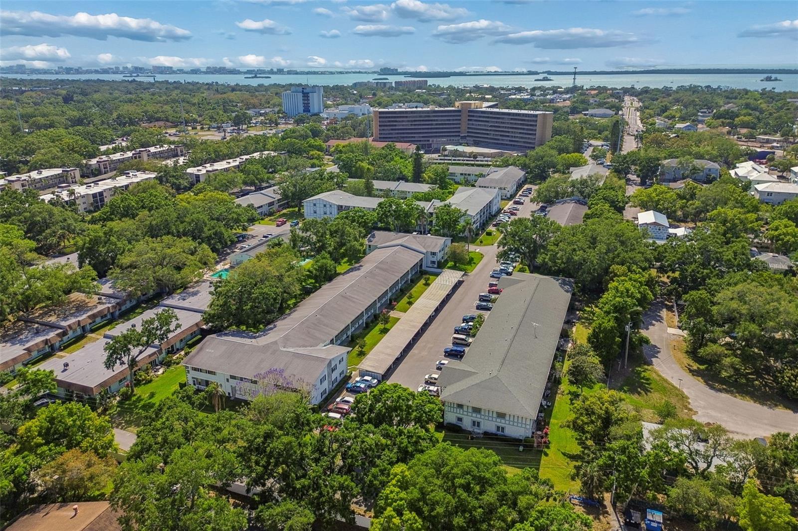 DOUGLAS ARMS - Residential