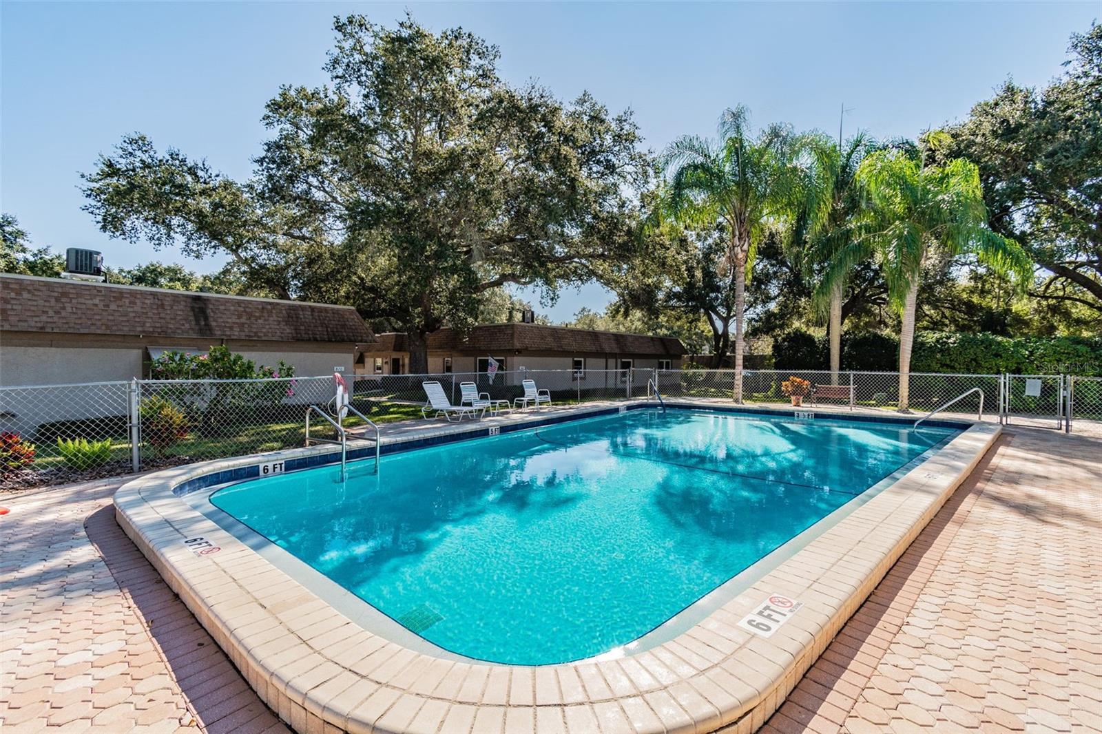 DOUGLAS ARMS - Residential