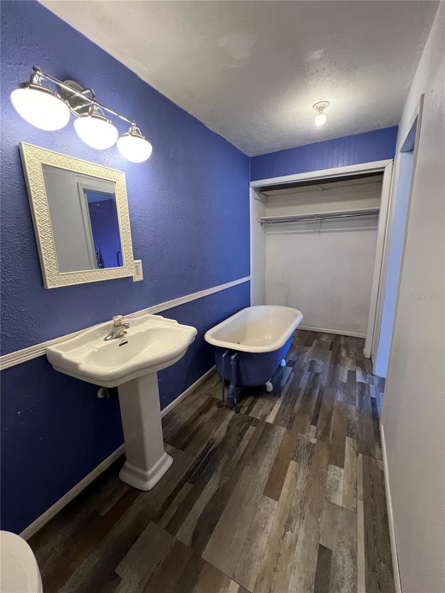 ORANGE CITY HILLS SEC A - Residential