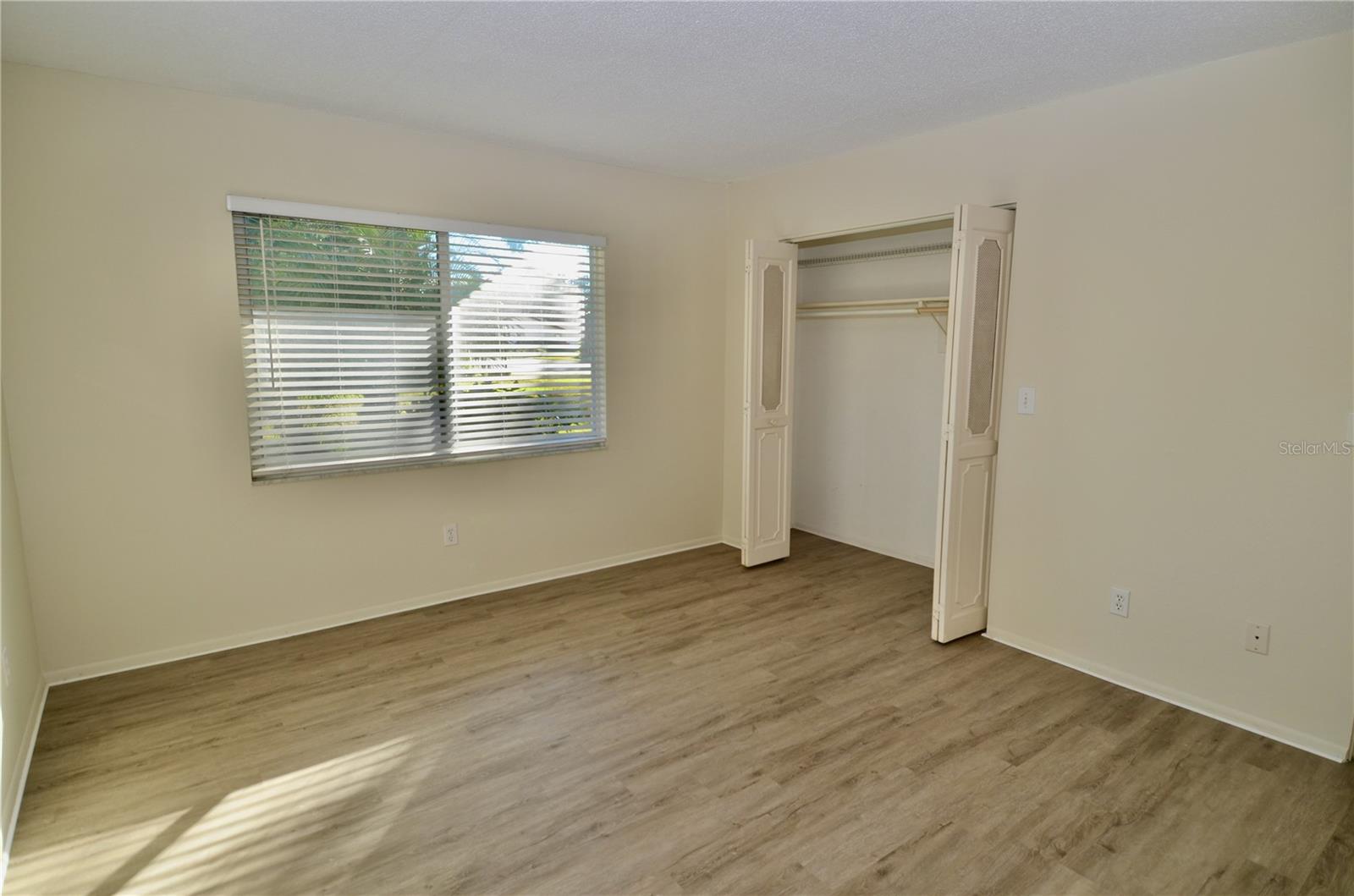 VILLAGE PLAZA SEC 1 - Residential