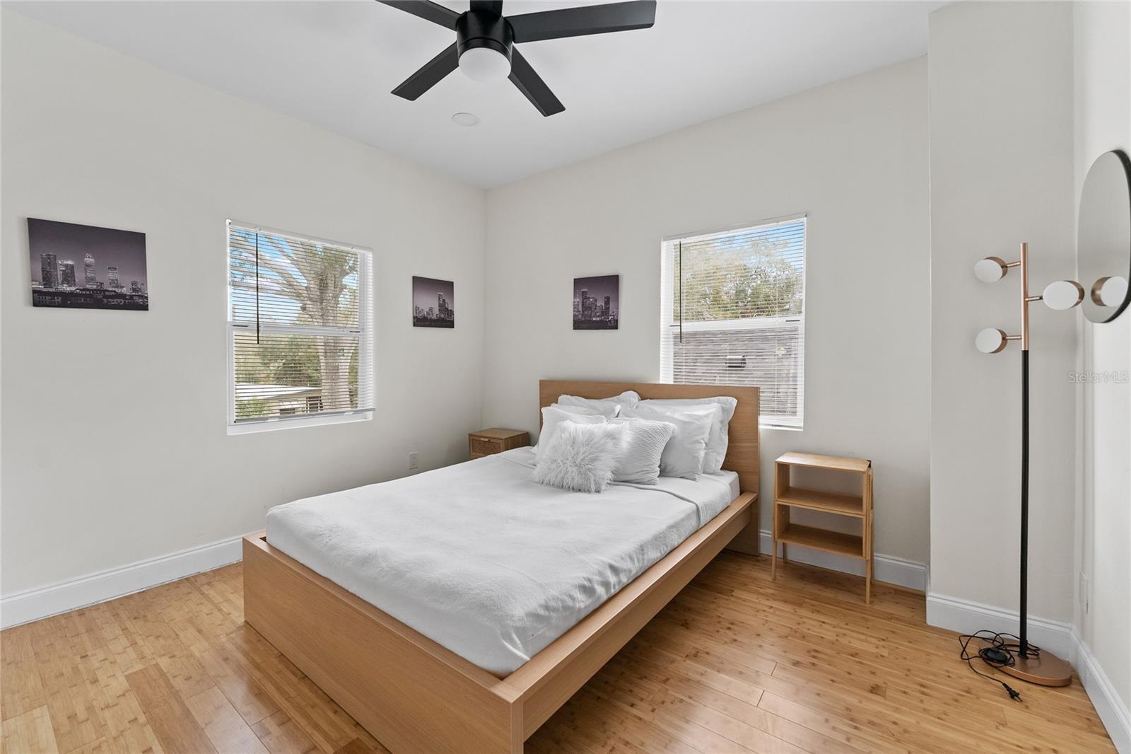 HARBORDALE SUB - Residential Lease